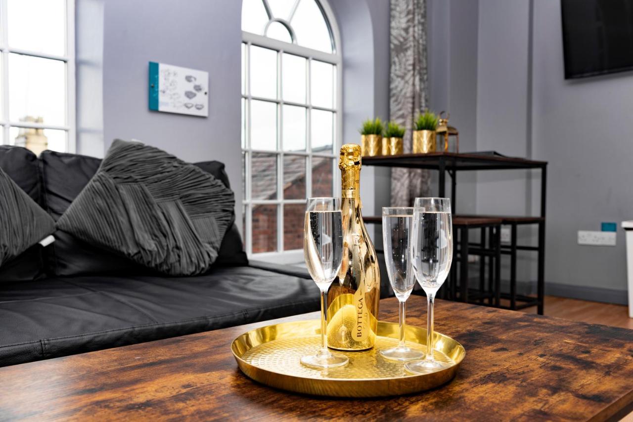 The Glyndwr - Berwyn House Apartment Wrexham Exterior photo
